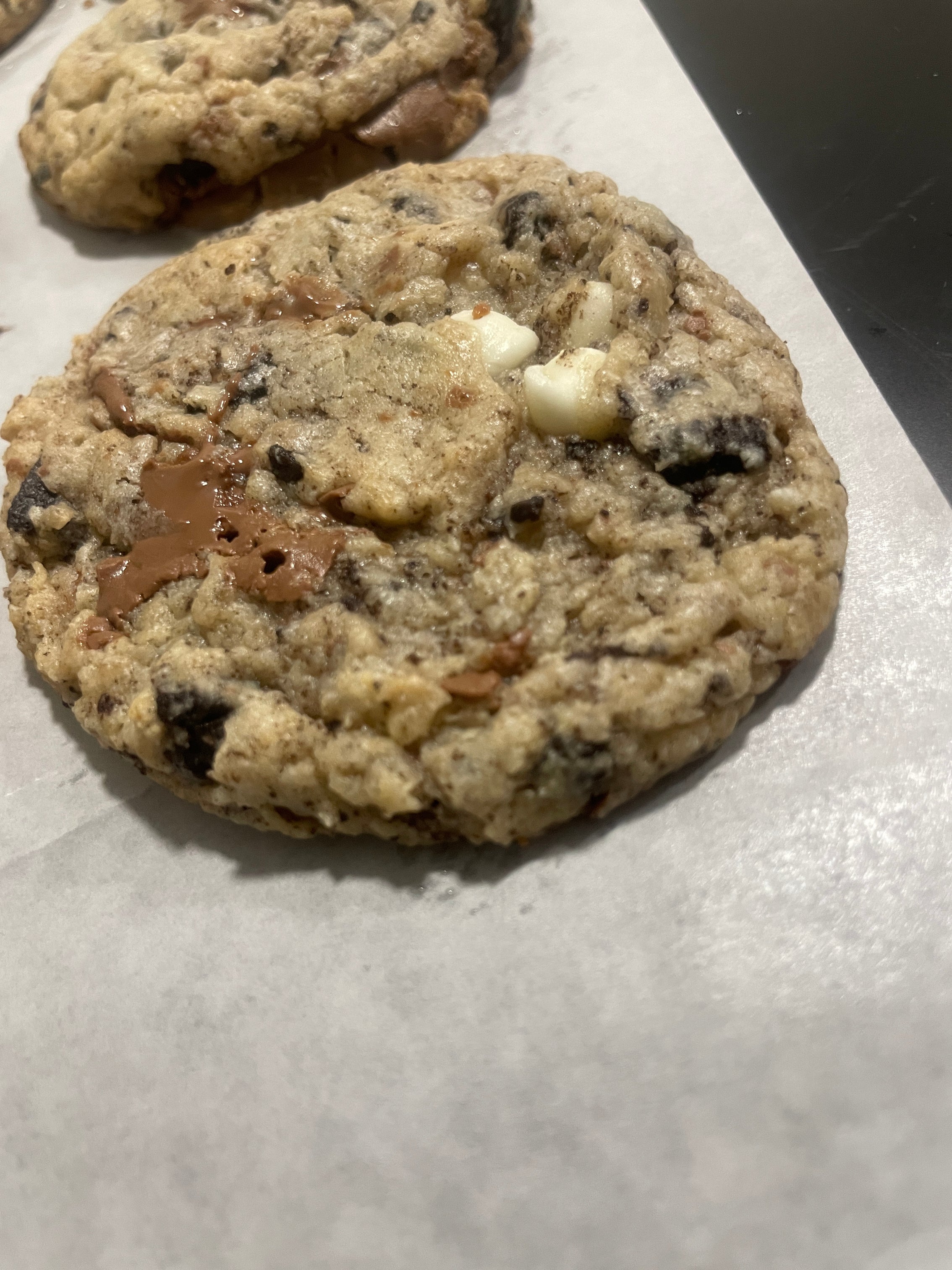 Chocolate chip cookies and cream cookie