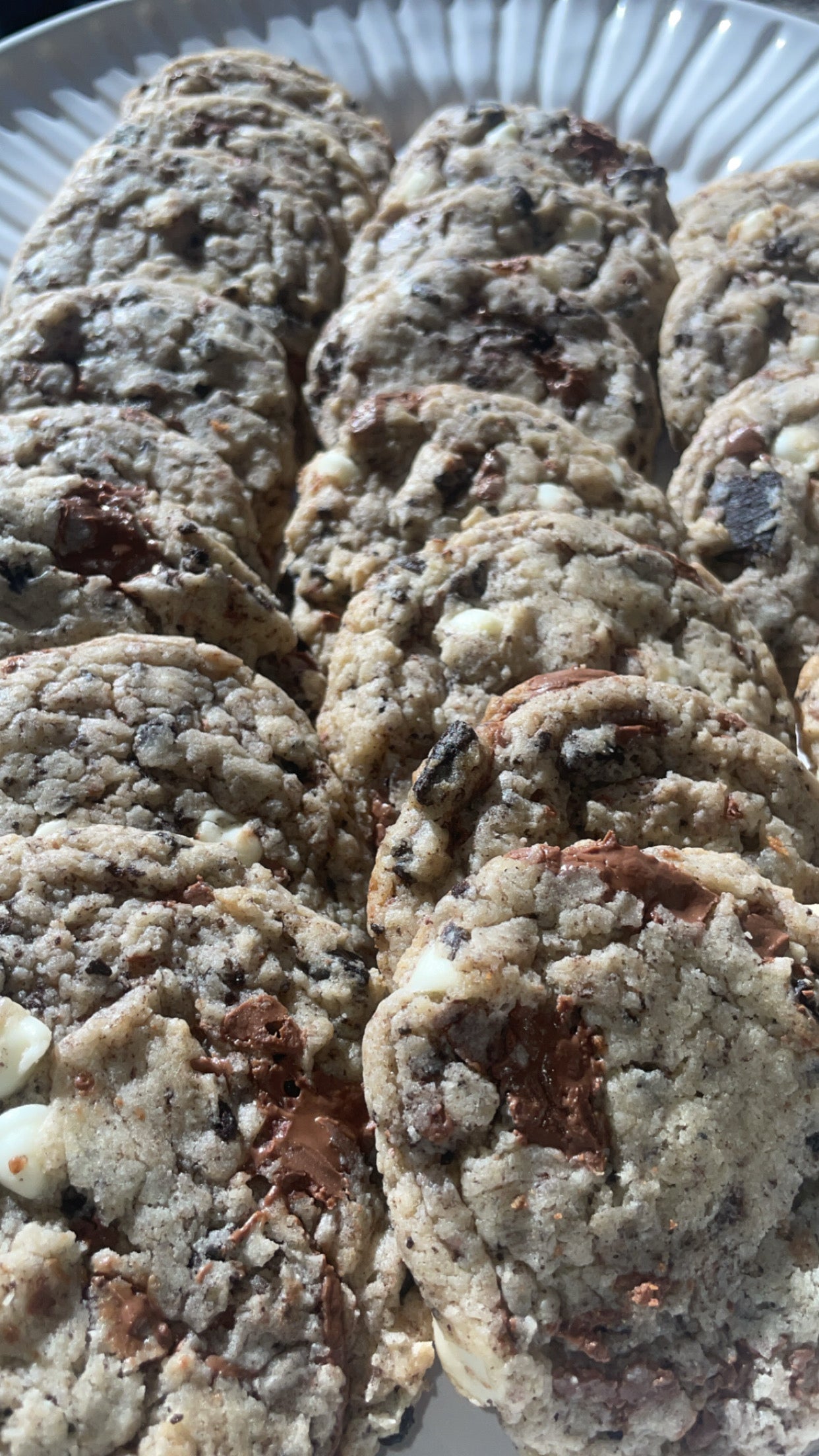 Chocolate chip cookies and cream cookie